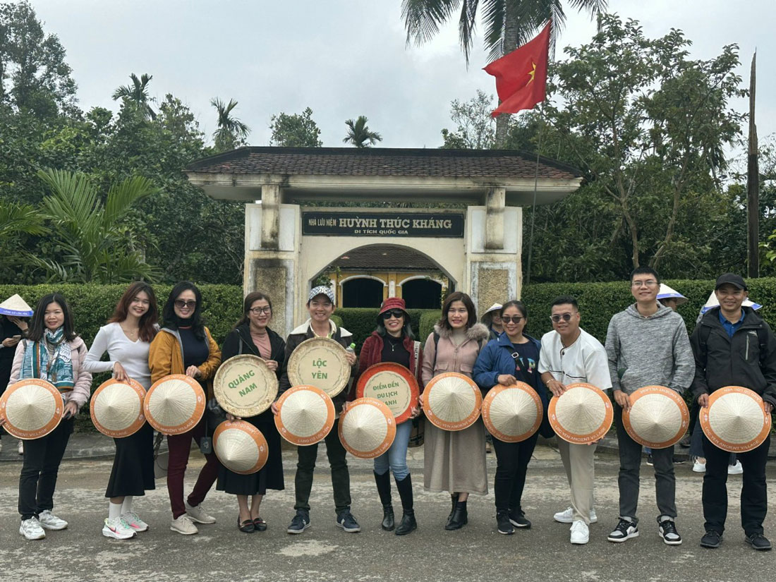 PS Travel farm trip to the southwest