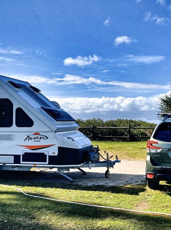 caravan-gc6ab85a90_1280