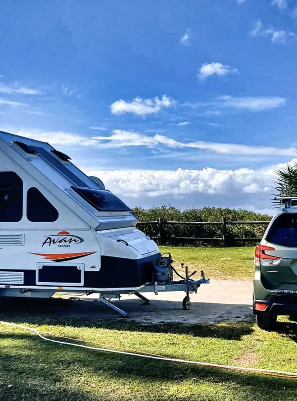 caravan-gc6ab85a90_1280